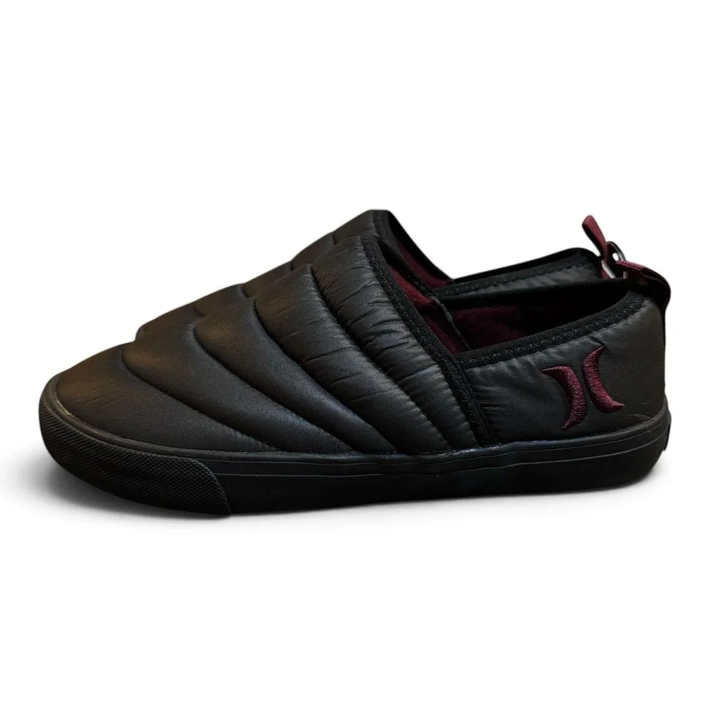 NWT Hurley Puff Chukka Slip On Shoes Men's 8.5 Black Burgundy Puffer Casual